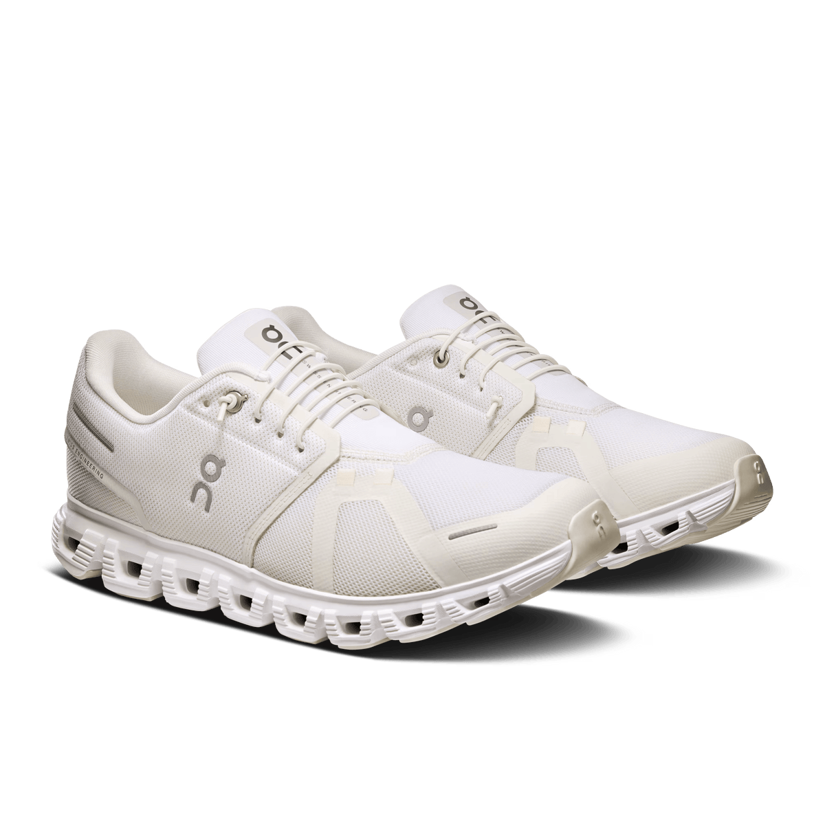 On Running Cloud 6 White | White